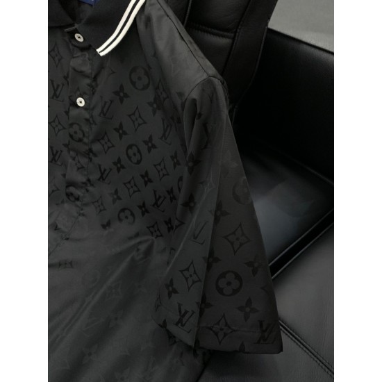 The latest model of P2962025 in summer, available at the counter at the same time, original orders, fashionable and casual suits, and the upper body is very distinctive!Eye-catching and highlighted, imported original fabric, top-grade embroidery craft let
