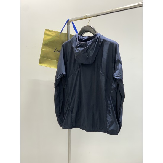 P2962025 spring new style, fashionable and casual hooded jacket, available at the same time for counters, original singles, top-level printing craft letter pattern decoration logo, customized original hardware and auxiliary materials decoration, extremely