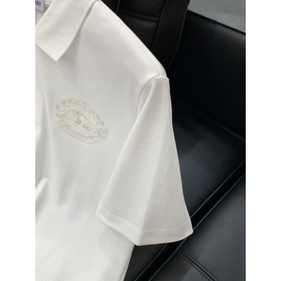 P2362025 summer latest product, available at the counter at the same time, original single product, fashionable and casual lapel short-sleeved T-shirt, imported original fabric, comfortable and breathable upper body, top-grade embroidery craft letter patt P2362025 summer latest product, available at the counter at the same time, original single product, fashionable and casual lapel short-sleeved T-shirt, imported original fabric, comfortable and breathable upper body, top-grade embroidery craft letter patt