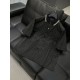 The latest model of P2962025 in summer, available at the counter at the same time, original orders, fashionable and casual suits, and the upper body is very distinctive!Eye-catching and highlighted, imported original fabric, top-grade embroidery craft let