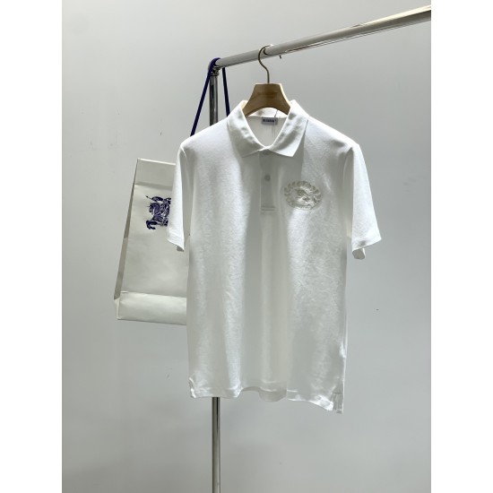 P2362025 summer latest product, available at the counter at the same time, original single product, fashionable and casual lapel short-sleeved T-shirt, imported original fabric, comfortable and breathable upper body, top-grade embroidery craft letter patt P2362025 summer latest product, available at the counter at the same time, original single product, fashionable and casual lapel short-sleeved T-shirt, imported original fabric, comfortable and breathable upper body, top-grade embroidery craft letter patt
