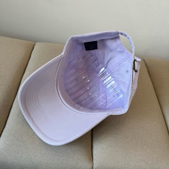 P45 North ♥️ Baseball Cap Official Website New Baseball Cap, the original single is very popular, the craftsmanship is very exquisite, high-end, atmospheric and up-class!Low-key and luxurious, easy to carry!Run volume! P45 North ♥️ Baseball Cap Official Website New Baseball Cap, the original single is very popular, the craftsmanship is very exquisite, high-end, atmospheric and up-class!Low-key and luxurious, easy to carry!Run volume!
