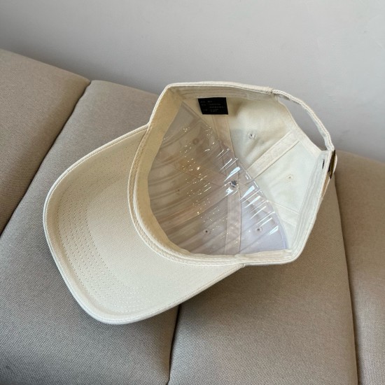 P45 North ♥️ Baseball Cap Official Website New Baseball Cap, the original single is very popular, the craftsmanship is very exquisite, high-end, atmospheric and up-class!Low-key and luxurious, easy to carry!Run volume! P45 North ♥️ Baseball Cap Official Website New Baseball Cap, the original single is very popular, the craftsmanship is very exquisite, high-end, atmospheric and up-class!Low-key and luxurious, easy to carry!Run volume!