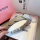 With packaging p55miumiu Miu latest custom headband, all the details are taken in real photos!Special fabrics are very textured, classic and timeless With packaging p55miumiu Miu latest custom headband, all the details are taken in real photos!Special fabrics are very textured, classic and timeless