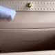 530 [Dolce Gabbana] Chain hand-held crossbody bag model number: 6613 original list ➰Delicious handmade Imported cowhide leather with original hardware bag body with pure handmade oil on top of the top of many celebrities' favorites. Crossbody can be purch