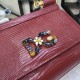 470 Small [Dolce Gabbana] Colorful Diamond Lizard Pattern Crossbody Bag Original Single Perfect Bag Shape Imported Top-Level Lizard Pattern Cowhide, Customized Vacuum High Electroplating Hardware All-match Bag Shape Hand-Off Crossbody is suitable for any 