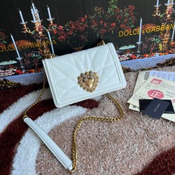 580 small [Dolce Gabbana] model number 4152 original list ➰Delicious handmade imported cowhide with original hardware bag body pure handmade oil on top of the bag, many celebrities' favorites, crossbody, overseas purchasing special products, fashionable a
