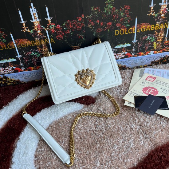 580 small [Dolce Gabbana] model number 4152 original list ➰Delicious handmade imported cowhide with original hardware bag body pure handmade oil on top of the bag, many celebrities' favorites, crossbody, overseas purchasing special products, fashionable a