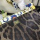 480 [Dolce Gabbana] The same crossbody bag as a celebrity, crossbody, mirror, overseas purchasing special products, fashionable and aura, brand new bag style, any combination can be as long as there is a fashionable heart, you can keep it clearly, when an