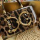 600 【Dolce Gabbana】❤️New.Model number: 9111 patent leather leopard print original ➰Delicate handmade, imported cowhide bag body with pure handmade oil edge on top, embellished with DG double electroplating sign fashion trend, front flip cover adopts hidde 600 【Dolce Gabbana】❤️New.Model number: 9111 patent leather leopard print original ➰Delicate handmade, imported cowhide bag body with pure handmade oil edge on top, embellished with DG double electroplating sign fashion trend, front flip cover adopts hidde