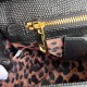 510 [Dolce Gabbana] Model number: 4662 Lizard Diamond Original Single Perfect Bag Shape Imported Top-Level Lizard Pattern Cowhide, Customized Vacuum High Electroplating Hardware, Versatile Bag Style, Hand-in Crossbody is suitable for any occasion, Gorgeou