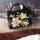 480 [Dolce Gabbana] The same crossbody bag as a celebrity, crossbody, mirror, overseas purchasing special products, fashionable and aura, brand new bag style, any combination can be as long as there is a fashionable heart, you can keep it clearly, when an