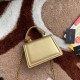 530 [Dolce Gabbana] Chain hand-held crossbody bag model number: 6613 original list ➰Delicious handmade Imported cowhide leather with original hardware bag body with pure handmade oil on top of the top of many celebrities' favorites. Crossbody can be purch