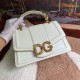 600 【Dolce Gabbana】Top original list Unique, highlighting the baroque style that forms 600 【Dolce Gabbana】Top original list Unique, highlighting the baroque style that forms