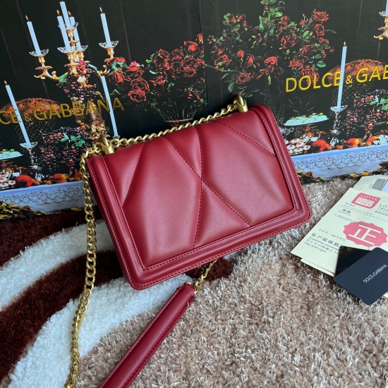 580 small [Dolce Gabbana] model number 4152 original list ➰Delicious handmade imported cowhide with original hardware bag body pure handmade oil on top of the bag, many celebrities' favorites, crossbody, overseas purchasing special products, fashionable a