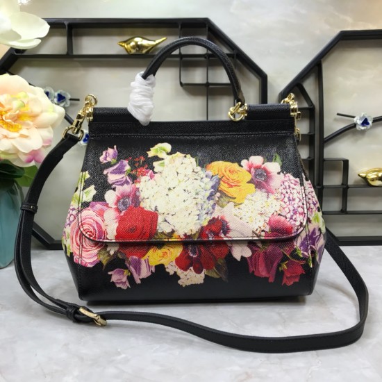 480 [Dolce Gabbana] Crossbody, mirror, special products for overseas purchasing, new bag style and aura, any combination can be as long as there is a fashionable heart, you can keep it clearly, when and where DG will always show you infinite surprises Lux