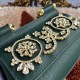 P550 model number: 4133 palm print high-end product [Dolce Gabbana] Another platinum bag in the fashion industry ➰Delicate handmade classic model solid color versatile. Favorite of many celebrities. Crossbody can be used with mirrors. Special products for