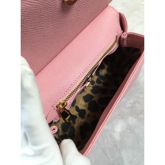 410 small high-end product [Dolce Gabbana] crossbody women's bag ➰Delicate handmade classic style solid color versatile. Favorite of many celebrities. Crossbody can be matched with mirrors. Special products for overseas purchasing agents!Imported palm-pri