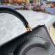 570 [Dolce Gabbana] Model number: 9112 Original order ➰Delicate handmade, imported cowhide bag body with pure handmade oil edges on top, embellished with standing effect quilted DG log Fashion trend, favorite of many celebrities, crossbody, overseas purch