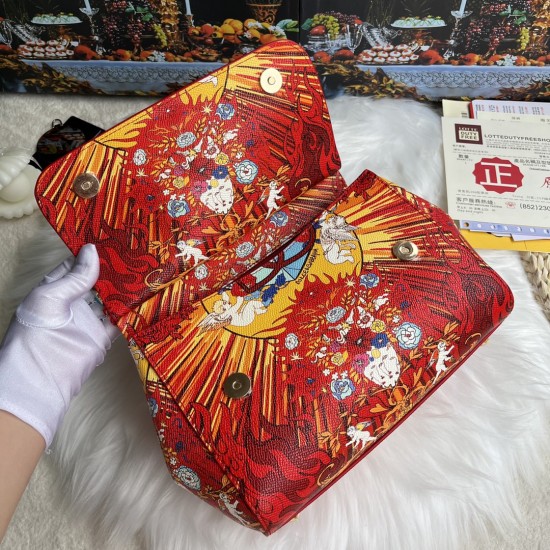 480 [Dolce Gabbana] Cowhide print, crossbody/carrying, with mirror, overseas purchasing special products, fashionable and aura, brand new bag style, any combination can be as long as there is a fashionable heart, you can keep it clearly, when and where DG