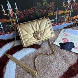580 small [Dolce Gabbana] model number 4152 original list ➰Delicious handmade imported cowhide with original hardware bag body pure handmade oil on top of the bag, many celebrities' favorites, crossbody, overseas purchasing special products, fashionable a