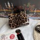 500 [Dolce Gabbana] model number: 2112 patent leather leopard print, perfect bag shape, customized vacuum high electroplated hardware, versatile bag type, portable crossbody is suitable for any occasion, gorgeous enough to amazing four seats, every presen