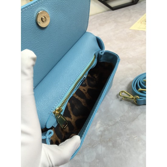 410 Small, high-end product [Dolce Gabbana] crossbody women's bag ➰Delicate handmade, classic style, solid color versatile, favorite of many celebrities, crossbody, mirror, overseas purchasing special products!Imported palm-print cowhide with original har
