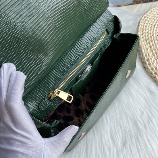 510 [Dolce Gabbana] Model number: 4662 Lizard Diamond Original Single Perfect Bag Shape Imported Top-Level Lizard Pattern Cowhide, Customized Vacuum High Electroplating Hardware, Versatile Bag Style, Hand-in Crossbody is suitable for any occasion, Gorgeou