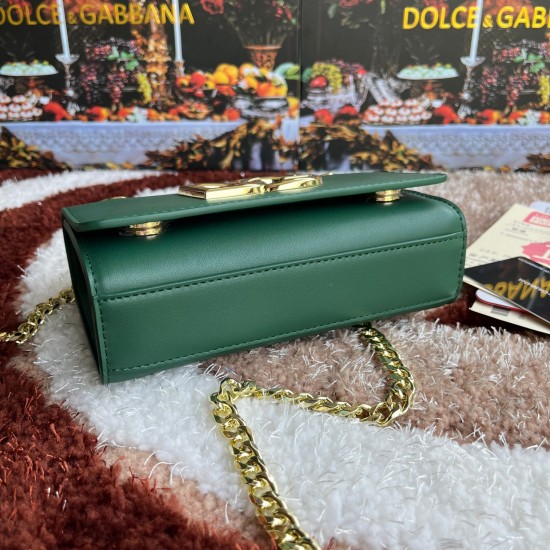 500 [Dolce Gabbana] Model number: 5183 Original order ➰Delicate handmade Imported cowhide with original hardware bag body with pure handmade oil on top of the top of many celebrities' favorites, crossbody, special products for overseas purchasing agents, 