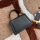 530 [Dolce Gabbana] Chain hand-held crossbody bag model number: 6613 original list ➰Delicious handmade Imported cowhide leather with original hardware bag body with pure handmade oil on top of the top of many celebrities' favorites. Crossbody can be purch