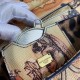 480 [Dolce Gabbana] The same crossbody bag as a celebrity, crossbody, mirror, overseas purchasing special products, fashionable and aura, brand new bag style, any combination can be as long as there is a fashionable heart, you can keep it clearly, when an