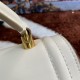 550 [Dolce Gabbana] Model number: 4158 Original single crossbody women's bag ➰Delicious handmade Imported cowhide with original hardware bag body with pure handmade oil on top of the top of many celebrities' favorites. Crossbody can be purchased overseas 