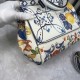 480 [Dolce Gabbana] The same crossbody bag as a celebrity, crossbody, mirror, overseas purchasing special products, fashionable and aura, brand new bag style, any combination can be as long as there is a fashionable heart, you can keep it clearly, when an
