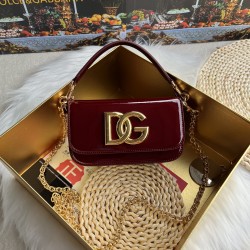 530 【Dolce Gabbana】New model number: 9113 original sheet ➰Delicate handmade, single shoulder crossbody, dual purpose, imported raw materials, real gold-plated DG logo on the bottom, the flip cover is hidden magnetic buckle, removable electroplated rutheni