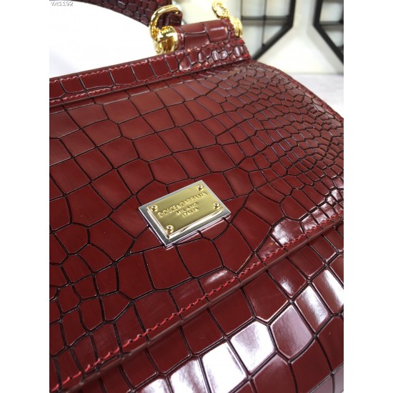 500 Top Original List [Dolce Gabbana]️ Hong Kong genuine product purchase version Decide the top quality goods.Fine workmanship.Perfect bag shape, imported cowhide embossed with cowhide, customized vacuum high-plating hardware 25cm✨ can be cross-body.This