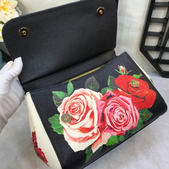 480 [Dolce Gabbana] Crossbody, mirror, special products for overseas purchasing, new bag style and aura, any combination can be as long as there is a fashionable heart, you can keep it clearly, when and where DG will always show you infinite surprises Lux