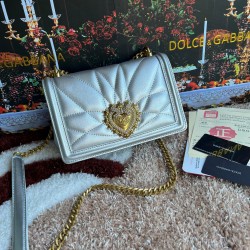 580 small [Dolce Gabbana] model number 4152 original list ➰Delicious handmade imported cowhide with original hardware bag body pure handmade oil on top of the bag, many celebrities' favorites, crossbody, overseas purchasing special products, fashionable a