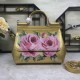 480 [Dolce Gabbana] The same crossbody bag as a celebrity, crossbody, mirror, overseas purchasing special products, fashionable and aura, brand new bag style, any combination can be as long as there is a fashionable heart, you can keep it clearly, when an