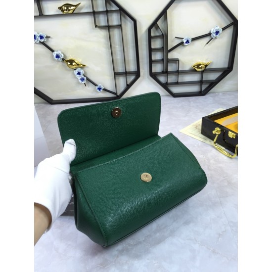 410 Small, high-end product [Dolce Gabbana] crossbody women's bag ➰Delicate handmade, classic style, solid color versatile, favorite of many celebrities, crossbody, mirror, overseas purchasing special products!Imported palm-print cowhide with original har