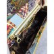 480 [Dolce Gabbana] The same crossbody bag as a celebrity, crossbody, mirror, overseas purchasing special products, fashionable and aura, brand new bag style, any combination can be as long as there is a fashionable heart, you can keep it clearly, when an