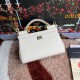 P550 model number: 4133 palm print high-end product [Dolce Gabbana] Another platinum bag in the fashion industry ➰Delicate handmade classic model solid color versatile. Favorite of many celebrities. Crossbody can be used with mirrors. Special products for
