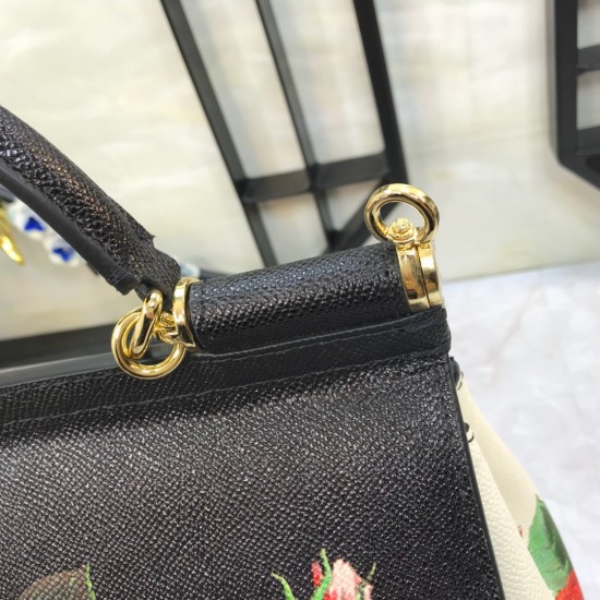480 [Dolce Gabbana] Crossbody, mirror, special products for overseas purchasing, new bag style and aura, any combination can be as long as there is a fashionable heart, you can keep it clearly, when and where DG will always show you infinite surprises Lux