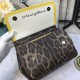 480 [Dolce Gabbana] The same crossbody bag as a celebrity, crossbody, mirror, overseas purchasing special products, fashionable and aura, brand new bag style, any combination can be as long as there is a fashionable heart, you can keep it clearly, when an