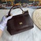 490 [Dolce Gabbana] Model number: 4660 Lizard Diamond Original Single Perfect Bag Shape Imported Top-Level Lizard Pattern Cowhide, Customized Vacuum High Electroplating Hardware, Versatile Bag Style, Hand-in Crossbody is suitable for any occasion, Gorgeou