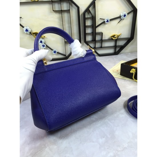 410 Small, high-end product [Dolce Gabbana] crossbody women's bag ➰Delicate handmade, classic style, solid color versatile, favorite of many celebrities, crossbody, mirror, overseas purchasing special products!Imported palm-print cowhide with original har