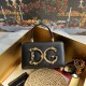 570 【Dolce Gabbana】❤️New.Model number: 9111 original list ➰Delicate and handmade, imported cowhide bag body with pure handmade oil edges on the top, embellished with DG double electroplating sign fashion trend, front flip cover adopts hidden magnetic buck 570 【Dolce Gabbana】❤️New.Model number: 9111 original list ➰Delicate and handmade, imported cowhide bag body with pure handmade oil edges on the top, embellished with DG double electroplating sign fashion trend, front flip cover adopts hidden magnetic buck