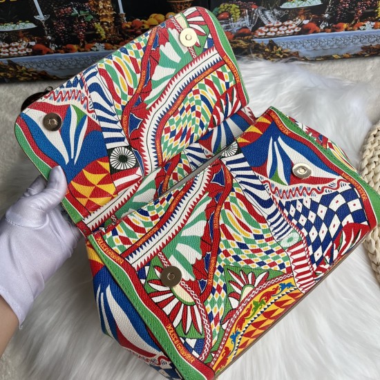 480 [Dolce Gabbana] Cowhide print, crossbody/carrying, with mirror, overseas purchasing special products, fashionable and aura, brand new bag style, any combination can be as long as there is a fashionable heart, you can keep it clearly, when and where DG