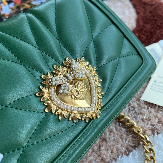 580 small [Dolce Gabbana] model number 4152 original list ➰Delicious handmade imported cowhide with original hardware bag body pure handmade oil on top of the bag, many celebrities' favorites, crossbody, overseas purchasing special products, fashionable a