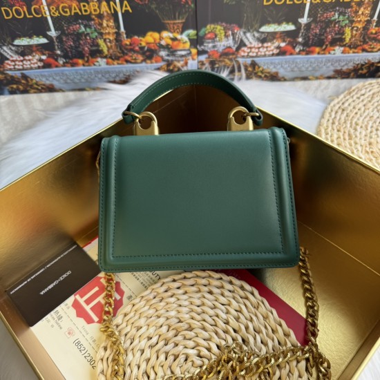 510 [Dolce Gabbana] Chain hand-held crossbody bag model number: 6613 plain paper Original ➰Delicious handmade Imported cowhide with original hardware bag body with pure handmade oil on top of the top of many celebrities' favorites, crossbody, special prod
