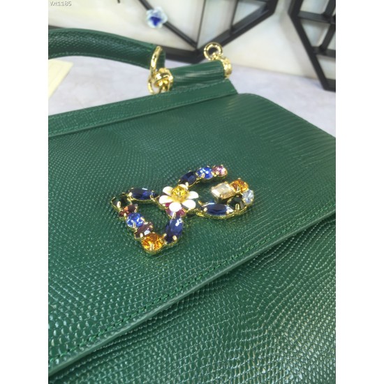 530 Medium size [Dolce Gabbana] Colorful Diamond Lizard Pattern Crossbody Bag Original Single Perfect Bag Shape Imported Top-Level Lizard Pattern Cowhide, Customized Vacuum High Electroplating Hardware All-match Bag Style Hand-Owned Crossbody is suitable 